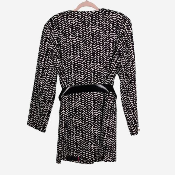 NWT EAST 5TH Womens XL Black White Belted Coat Jacket Chevron Buttons Lined - Picture 2 of 10